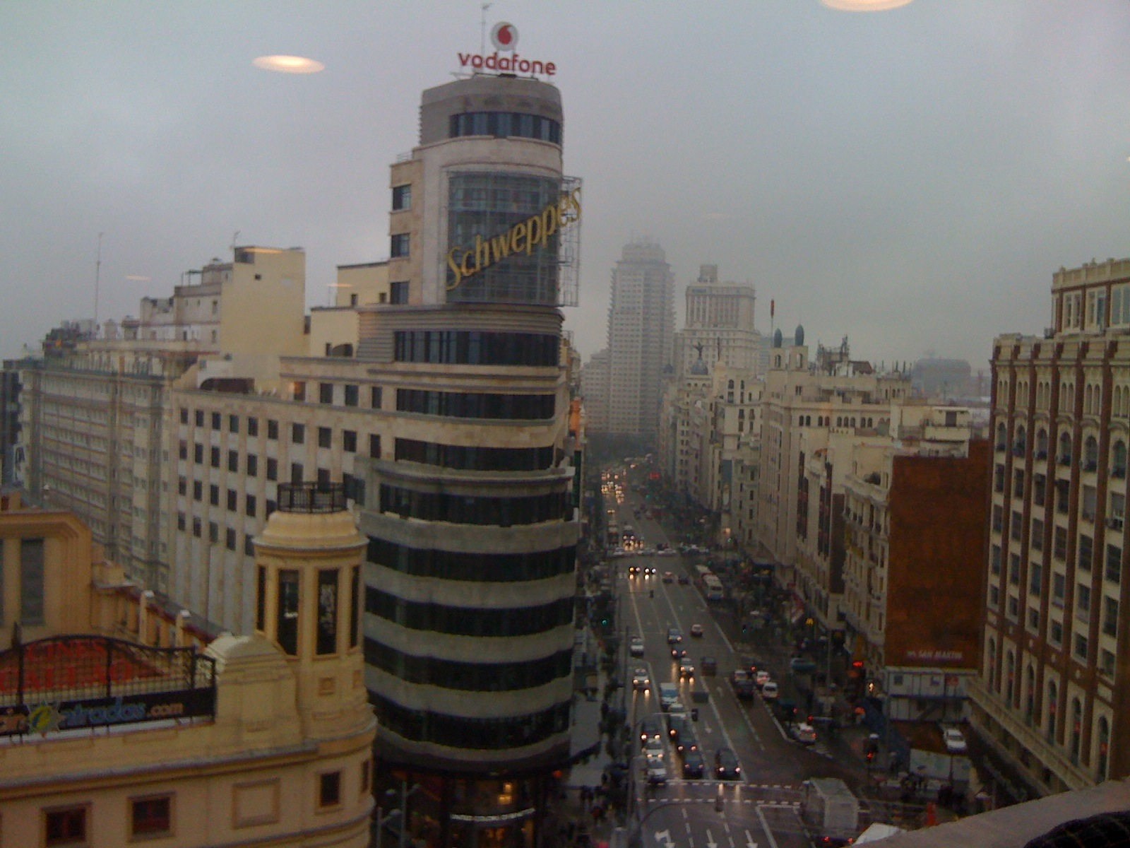 Edificio Capitol y Gran Vía de Madrid · iPhone 3G