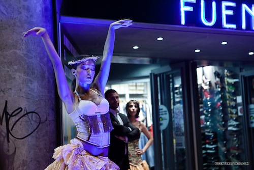 Bailarina por el fotógrafo Vicente Alfonso en la vogue fashion night out en Madrid